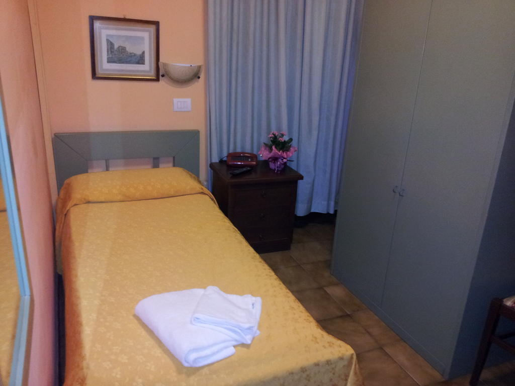 Zenith Hotel Montecatini Terme Bilik gambar
